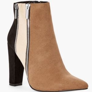 Size 11 Nude/Black Heel Boot